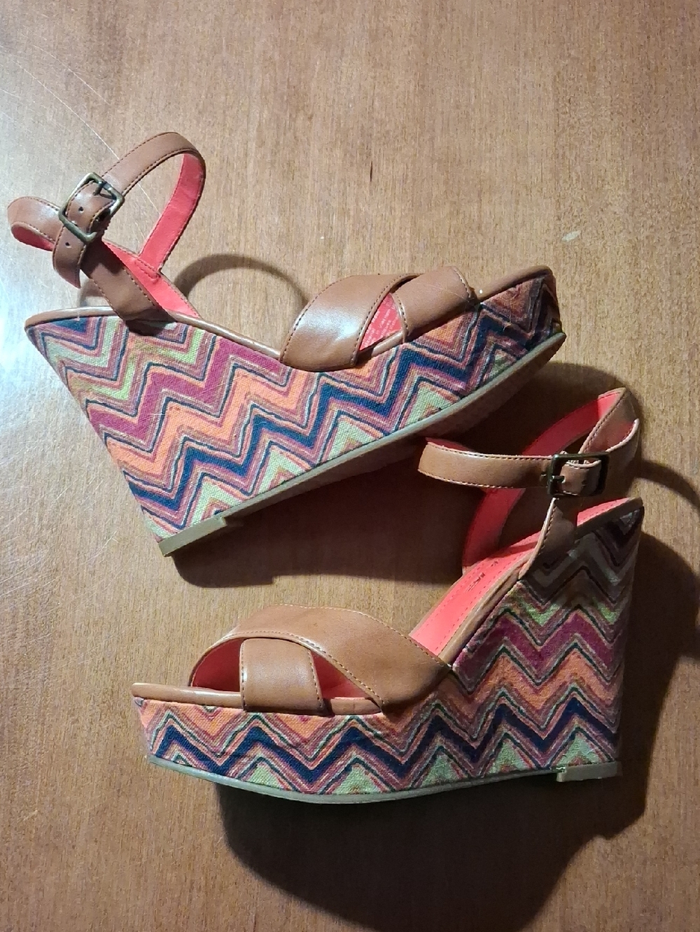 AE American Eagle Wedge Patterned Heels